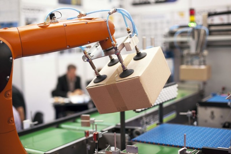 Roles of Robots in The Packaging Industry