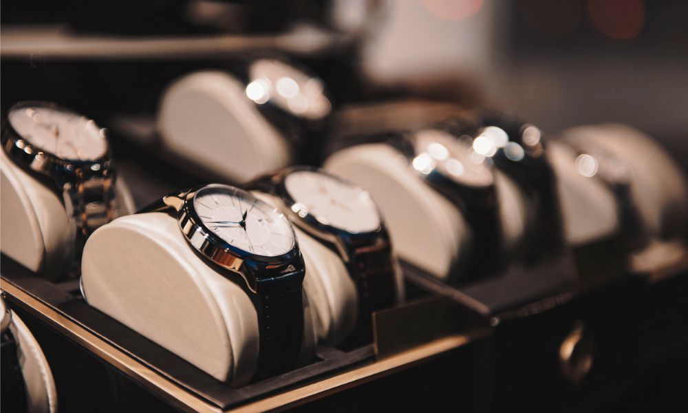 TIPS TO BUY MENS WATCHES